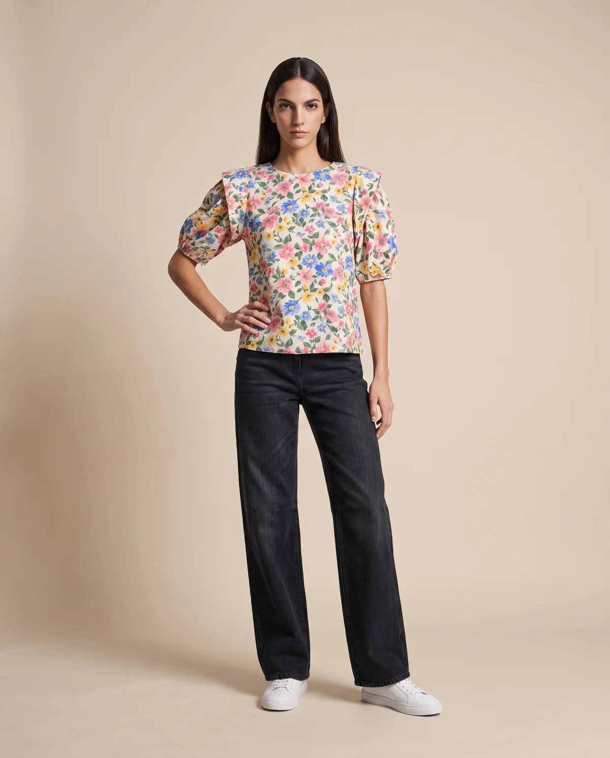 Front e-commerce view of the complete outfit